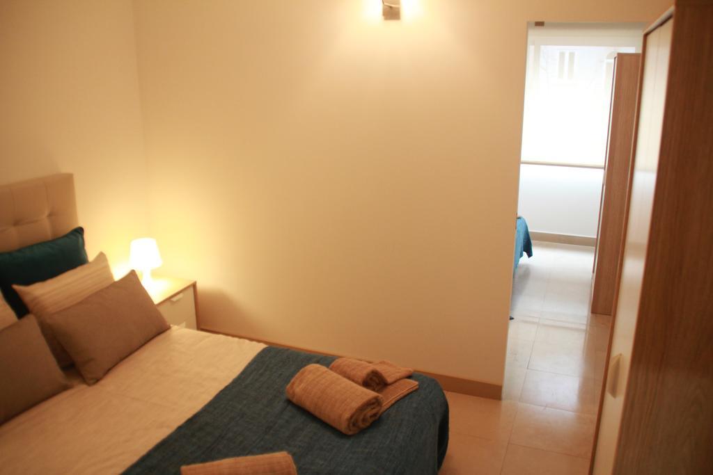 Luxbon Almirante Opera Appartement *